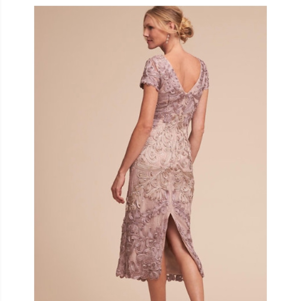 Anthropologie Santiago Dress Gorgeous lace cocktail midi-dress 💗
